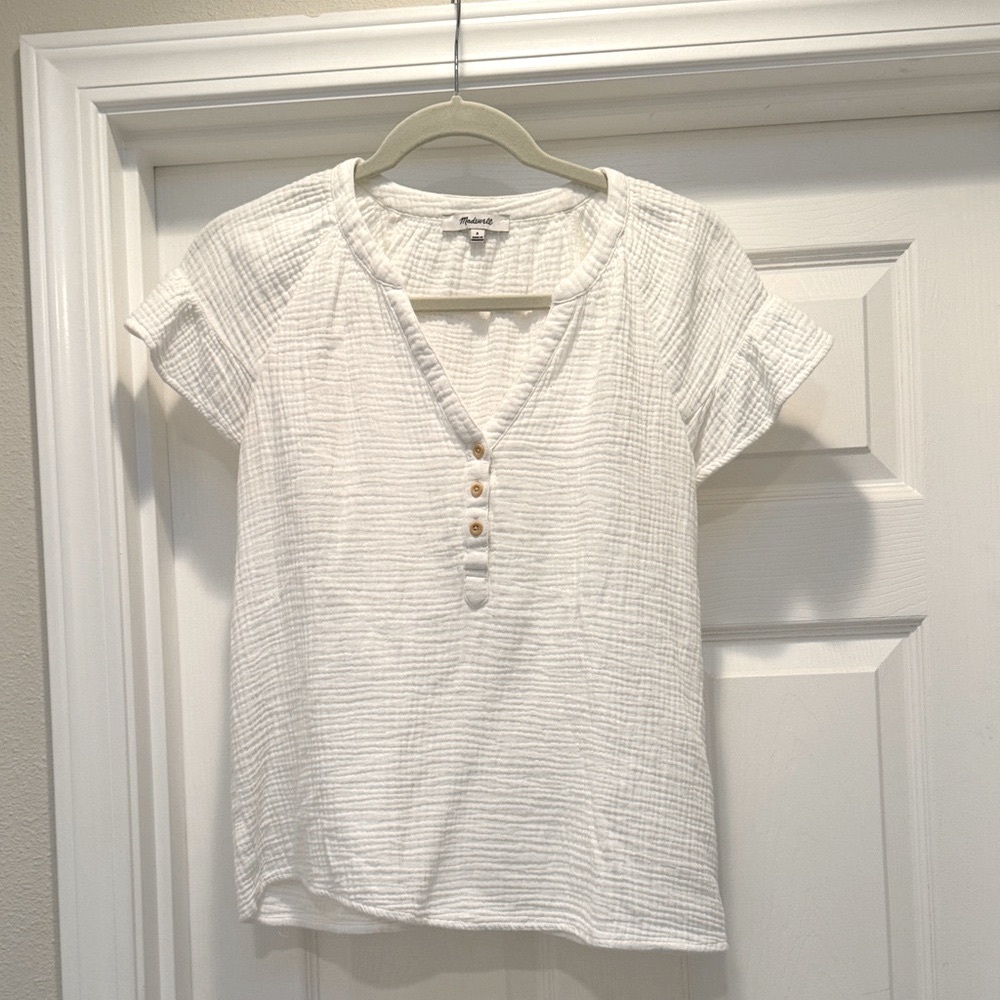 Madewell White Textured Flutter Sleeve Blouse